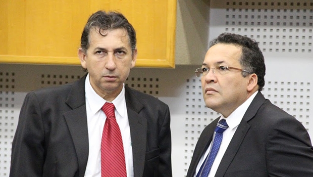 Paulo da Farmácia (à esquerda) e Divino Rodrigues votaram com o Paço Municipal e garantiram espaço do Pros | Foto: Alberto Maia/Câmara de Goiânia