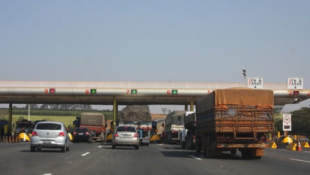 Pedágio em rodovia de São Paulo | Foto: Marcos Santos/ Usp Images