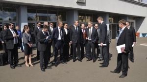 Comitiva visita a fábrica de tratores MTZ Belarus | Foto: DIvulgação