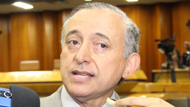 Anselmo Pereira critica tratamento dado pela Assembleia a vereadores | Foto: Eduardo Nogueira/Câmara de Goiânia