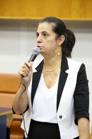 Dra. Cristina Lopes diz que experiência como vereador não é primordial | Foto: Alberto Maia/Câmara de Goiânia