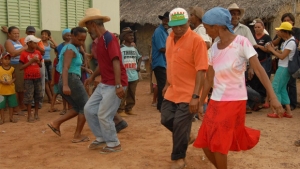 Não existem provas científicas de que a comunidade apresentada como calunga seja oriunda de algum quilombo do mesmo nome. aquele pessoal é gente comum”