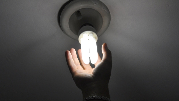 Aumento no preço da energia faz crescer número de devedores no Estado