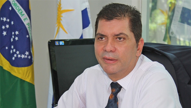 Qualidade do ensino na rede municipal de Palmas vai cair, dizem os críticos do projeto do prefeito Carlos Amastha, como a deputada federal Professora Dorinha Seabra Rezende (no detalhe) | Antônio Gonçalves