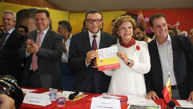 Senadora Lúcia Vânia, ao se filiar ao PSB: “Estou em busca de novo caminho”