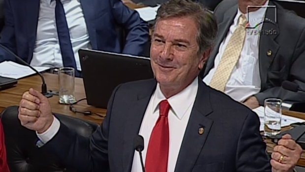 Senador Fernando Collor debocha do procurador Rodrigo Janot | Foto: reprodução / TV Senado 