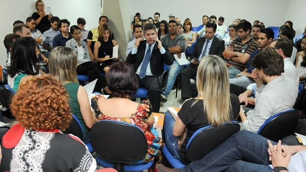 Delegado Waldir é sabatinado por lideranças e jovens do PSDB | Foto: Renan Accioly / Jornal Opção 