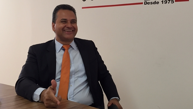 Igor Montenegro visita o Jornal Opção | Foto: Alexandre Parrode / Jornal Opção
