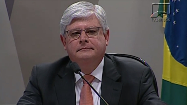 Procurador-geral tentou manter a calma | Foto: reprodução / TV Senado 