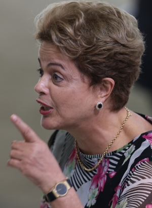 Dilma conta nos dedos quem a apoia | Foto Lula Marques/Agência PT  