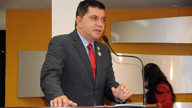 Prefeito Carlos Amastha: corte de gastos na máquina pública são a prioridade do governo neste tempo de crise