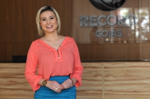 Andressar recebeu o Jornal Opção na sede da Record Goiás | Foto: Renan Aciolly