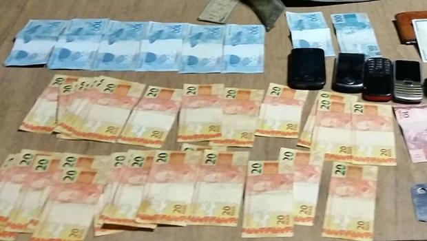 PM impediu que assaltantes levassem dinheiro | Foto: Divulgação/PM