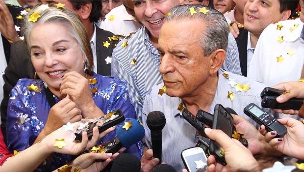 Dona Íris e o marido, Iris: correndo em duas raias | Foto: Fernando Leite / Jornal Opção