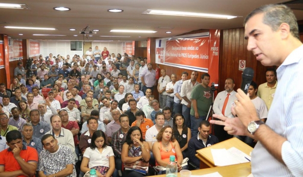 José Eliton em evento do Pros, no sábado | Foto: Reprodução/Twitter