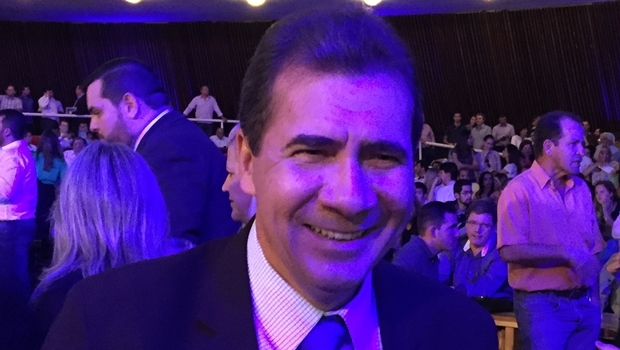 Prefeito João Gomes durante entrevista ao Jornal Opção | Foto: Alexandre Parrode