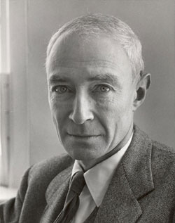 Robert Oppenheimer tentou envenenar um professor e, depois, criou a bomba atômica