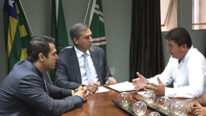 Gustavo-Sebba-com-José-Éliton