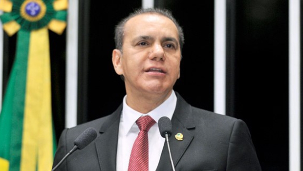 Ataídes Oliveira: acusação a Lula na tribuna do Senado já no ano passado | Foto: Waldemir Barreto