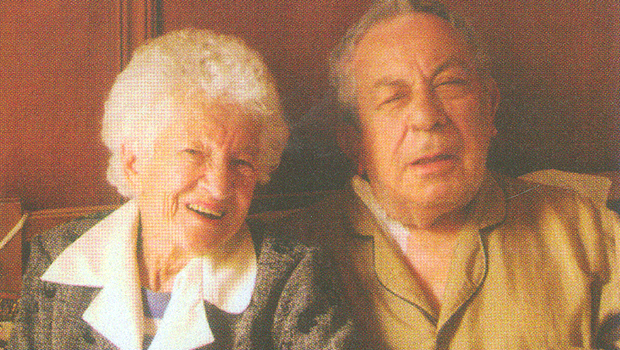 Maria Nelly Forero e Amadeo: o casal deu um lar, uma família e um nome para Luz Marina, mais tarde Marina Chapman. Ela é muito grata aos dois