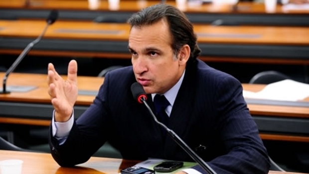 Deputado Hugo Leal entregou relatório com previsão maior de rombo das contas da União | Foto: Reprodução