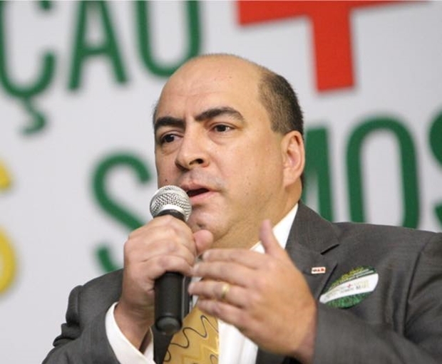 leon-deniz-facebook-2