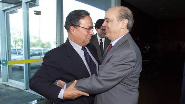 Pedro Malan e José Serra: apesar dos salamaleques públicos, os dois ministros centrais se comportavam como verdadeiros adversários, até inimigos, nos bastidores do governo de Fernando Henrique Cardoso