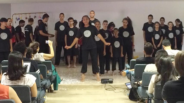 Apresentação do Cidade Livre Cia de Teatro, na UFG | Foto: Divulgação