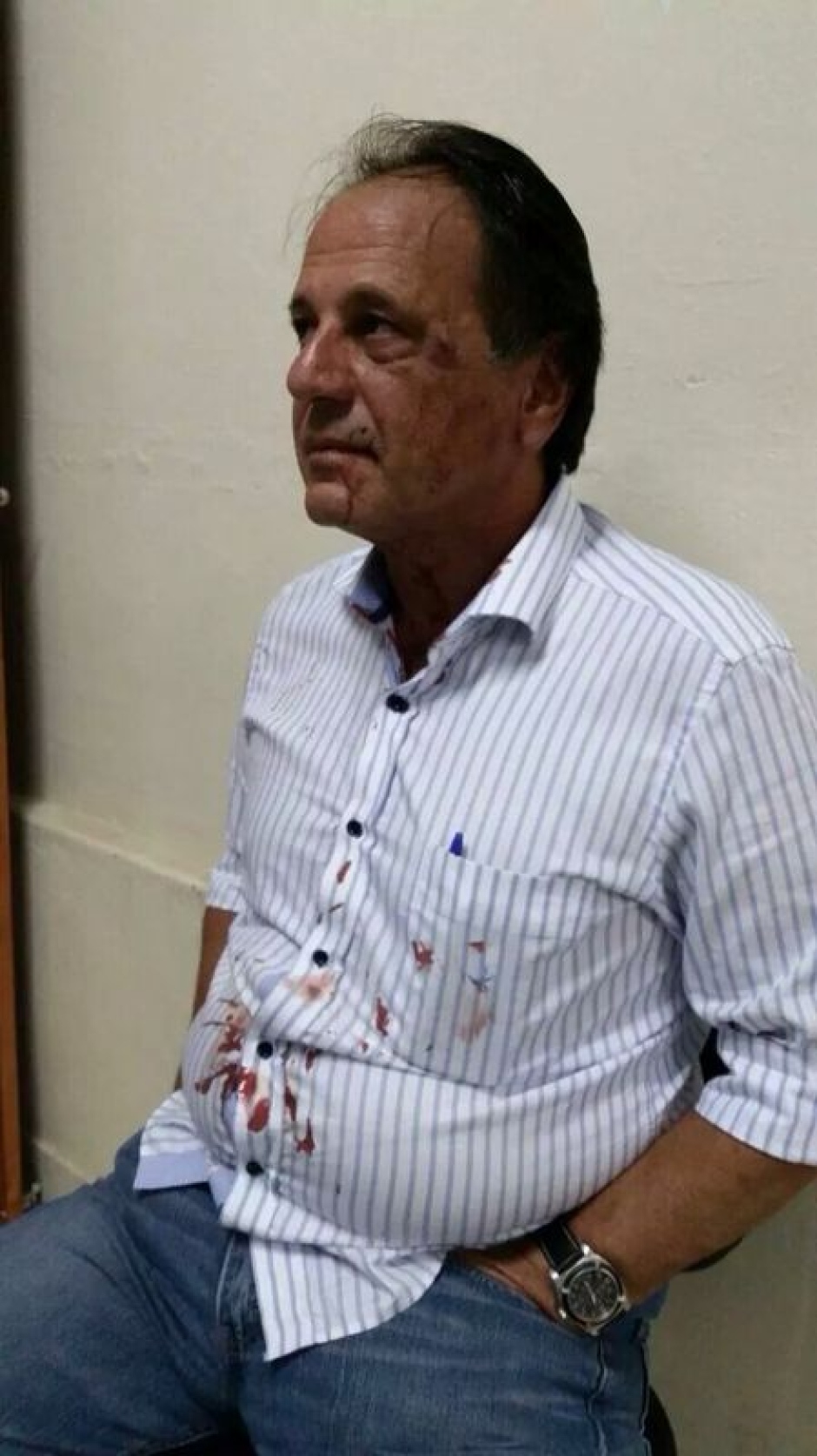 Adib Elias apanha de César da PC