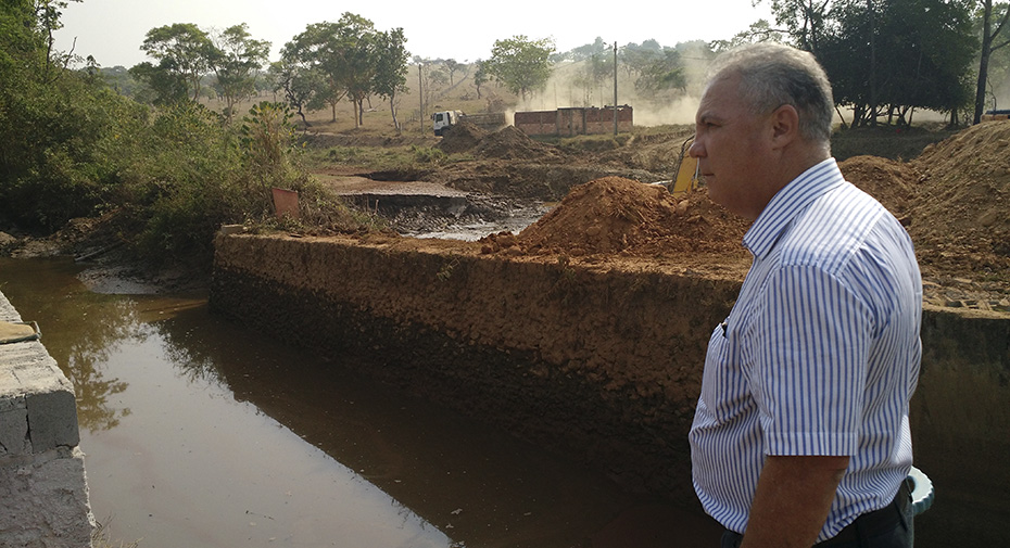 Prefeito Misael trabalha duro para conter desabastecimento | Divulgação