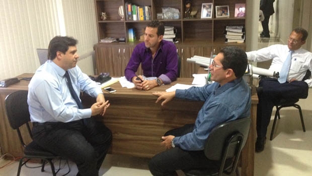 Buonaduce se reúne com o presidente da Câmara de Planaltina 