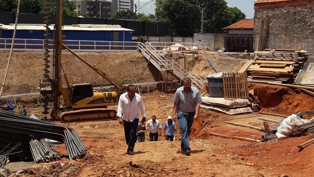Empreendimento no Parque Amazônia, que está realizando a fundação agora, mas fora do prazo legal | Foto: Ascom Elias Vaz