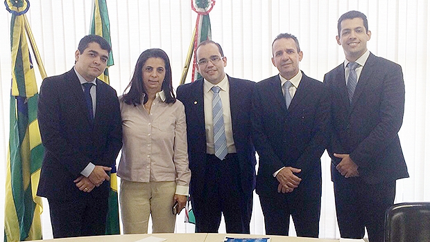 Fábio Sousa (centro ) com parte da bancada do PSDB na Câmara | Divulgação