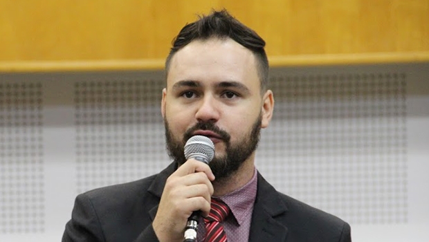 Vereador Mizair Lemes Júnior, do PMDB, foi sondado pelo senador Wilder Morais, do PP | Alberto Maia/Câmara de Goiânia