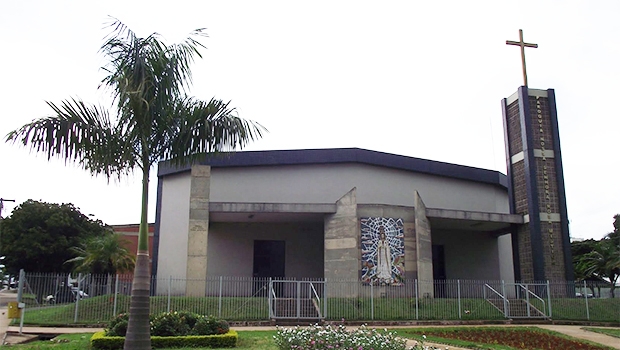 Igrejas católicas e de outros segmentos, como a Rosa Mística, podem ficar isentas | Foto: Reprodução