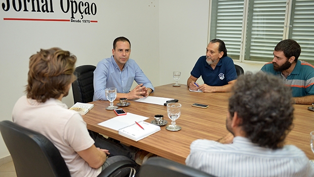 Herbert Moraes em entrevista ao Jornal Opção: “A velha ordem, o velho Oriente Médio, já não interessa mais ao sistema, aos Estados Unidos principalmente”