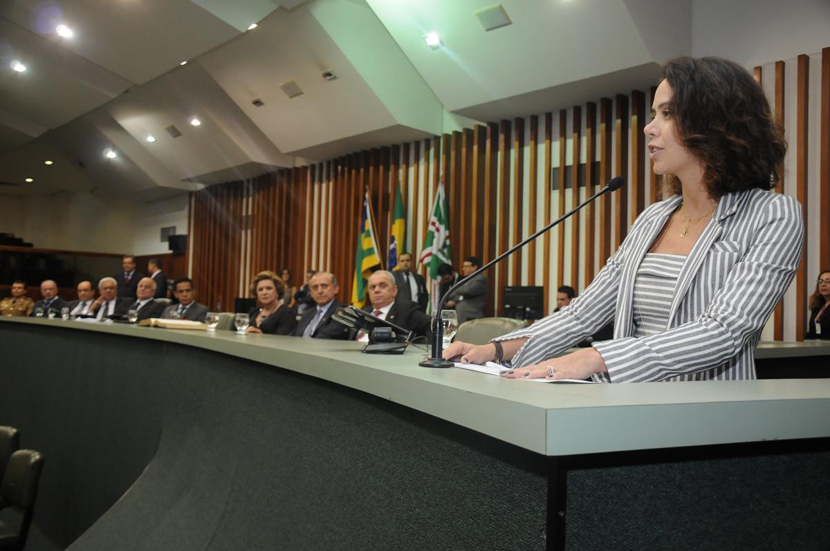 Diretora Patricia Moraes Machado agradeceu a presença de tofos