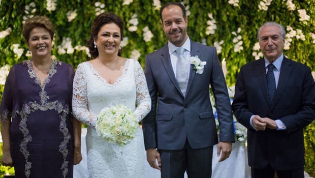 Dilma durante casamento da ministra Kátia Abreu: foi madrinha  | Foto: Gustavo Froner / Trilux 