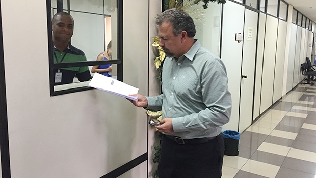 Presidente da CEI das Pastinhas, Elias Vaz protocola representação no MPGO | Alexandre Parrode