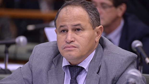 Carlos Antonio: articulando muito | Foto: Assembleia