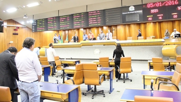 Após definição dos projetos na pauta da autoconvocação, vereadores começam a discutir propostas nesta quinta | Foto: Marcelo do Vale