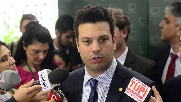 Atual líder do PMDB, Leonardo Picciani (RJ) disputa a reeleição  Foto: Gustavo Lima/ Câmara dos Deputados