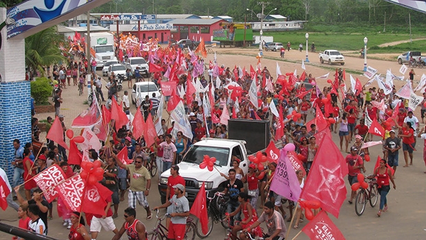 Falta de dinheiro deve restringir os grandes eventos eleitorais e a propaganda de rua dos candidatos a partir de agora