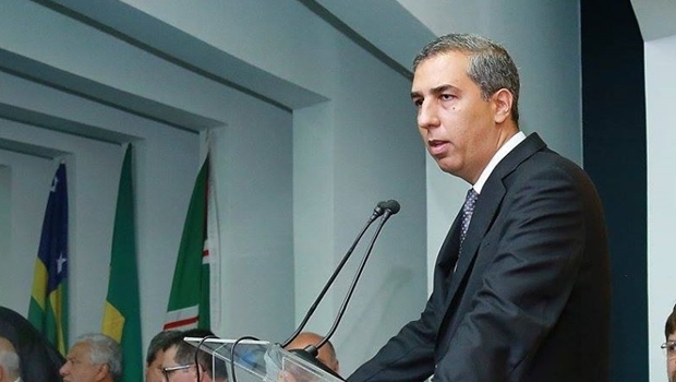 José Eliton durante solenidade de lançamento da nova etapa do Programa Rodovida Manutenção | Foto: Reprodução/Facebook