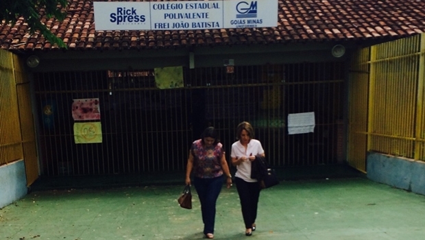 Raquel e subsecretária são impedidas de entrar em escola para conversar sobre processo de implantação de OSs na educação