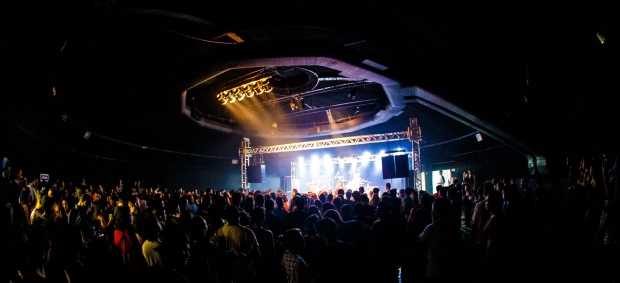 Chá de Gim chamou a atenção do público no primeiro dia do Grito Rock Goiânia | Foto: Pedro Margherito