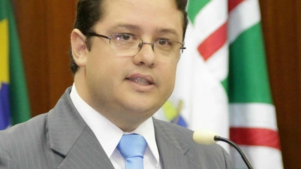 Advogado Wandir Allan de Oliveira: “Arremedo de reforma política”