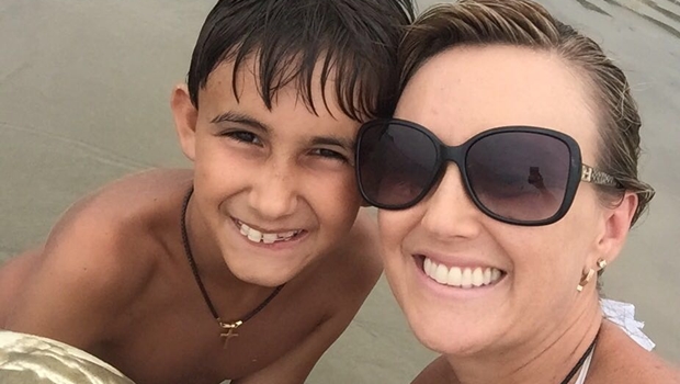 Cláudia conta que teve muita dificuldade até descobrir que Caíque tinha apraxia na fala | Foto: Arquivo pessoal/Cláudia Oliveira