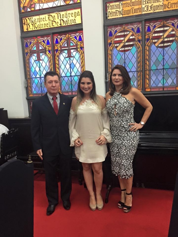 José Nelto e Raissa Lagares e Mônica Lagares 12650867_1678634645717969_6637742783880694773_n