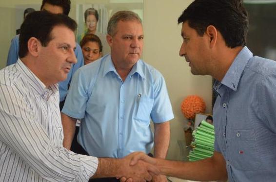 Vanderlan Cardoso e Misael e Ikeda